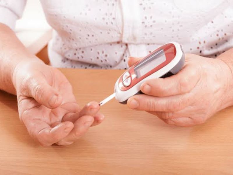 Đường huyết tăng sau ăn phải làm sao? 6 Bước xử trí an toàn Đường huyết tăng sau ăn phải làm sao? 6 Bước xử trí an toàn